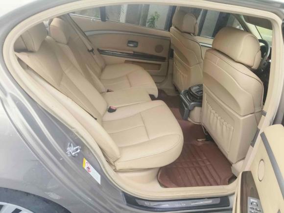 [上海·沪H] 二手宝马宝马7系2005款 740Li