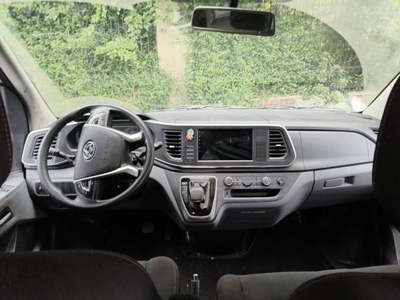 [宁波·浙B] 二手上汽大通MAXUS新途V802023款 2.0T AMT经典傲运通长轴超低顶6/7/8/9座