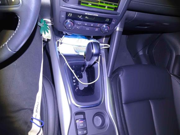 [深圳·粤B] 二手雷诺科雷嘉2017款 2.0L 两驱领先版