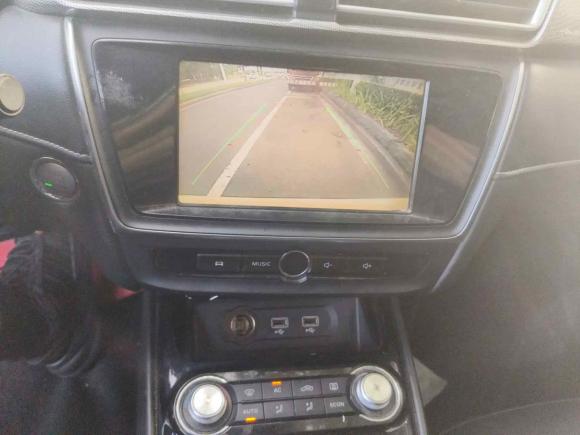 [宁波·浙B] 二手荣威荣威Ei52018款 互联网豪华版