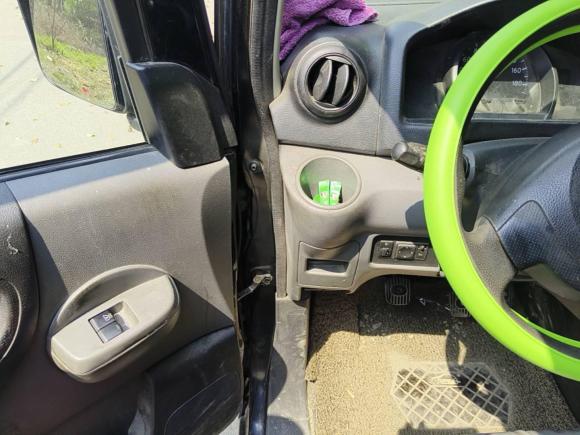 [台州·浙J] 二手日产日产NV2002010款 1.6L 豪华型