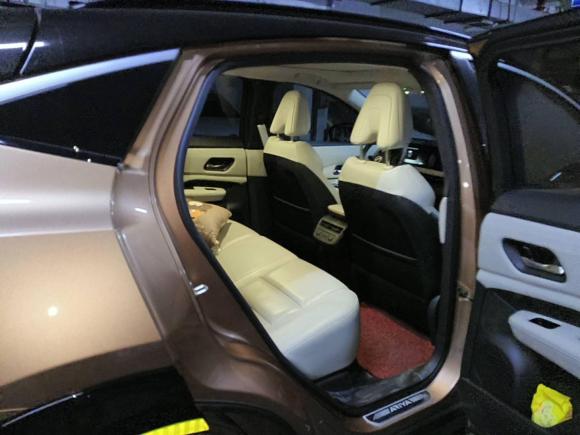 [南京·苏L] 二手日产ARIYA艾睿雅2022款 两驱长续航顶配版