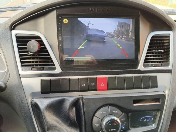 [武汉·鄂A] 二手依维柯依维柯褒迪2017款 2.5T尊享A37客车高顶6-7座47Z5