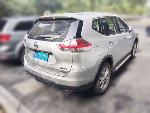 [上海·沪F] 二手日产奇骏2014款 2.0L CVT智领版 2WD