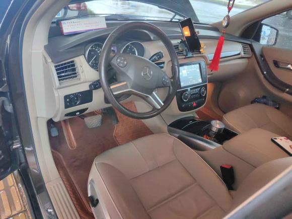 [武汉·鄂A] 二手奔驰奔驰R级2015款 R 400 4MATIC 商务型
