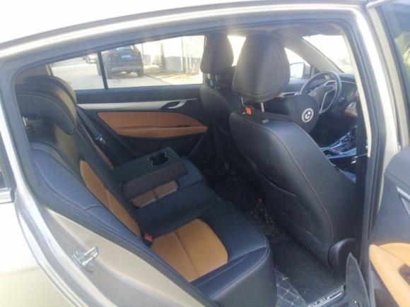 [上海·沪C] 二手吉利汽车远景S12018款 1.4T CVT锋睿型