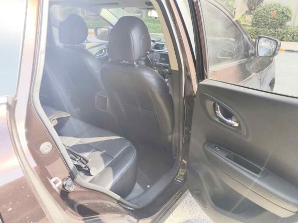 [苏州·苏E] 二手雷诺科雷嘉2016款 2.0L 两驱豪华版