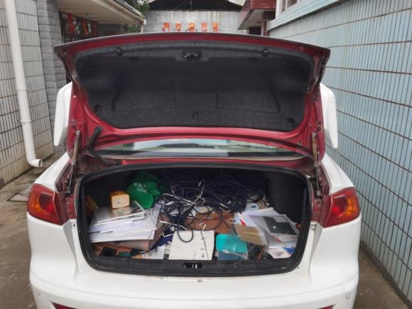 [南通·苏F] 二手三菱翼神2010款 时尚版 1.8L 手动舒适型