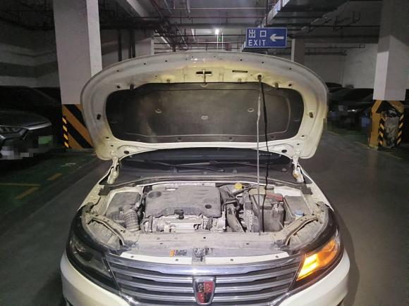 [杭州·陕A] 二手荣威荣威i62017款 20T 手动豪华版