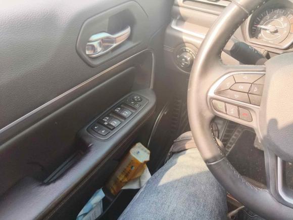 [青岛·鲁U] 二手Jeep大指挥官2018款 2.0T 四驱智享版 国VI