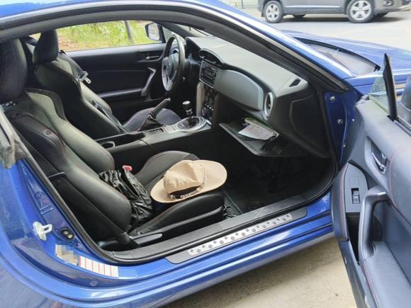 [武汉·鄂A] 二手斯巴鲁斯巴鲁BRZ2013款 2.0i 手动豪华型