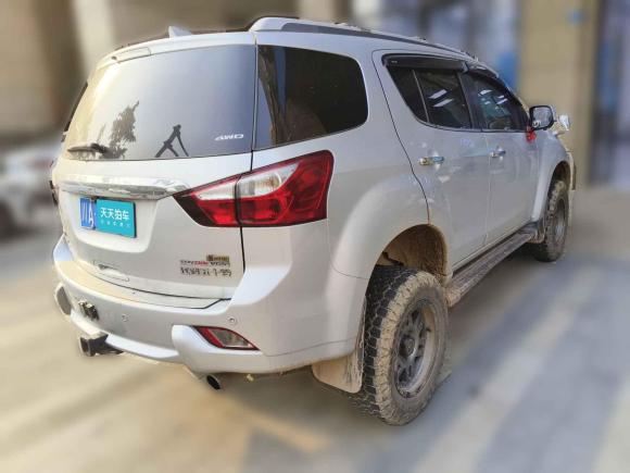 [成都·川A] 二手五十铃mu-X牧游侠2017款 3.0T 四驱手动探索型 5座 国IV