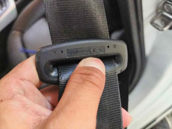 [武汉·鄂H] 二手奥迪奥迪A4L2016款 35 TFSI 典藏版 自动标准型