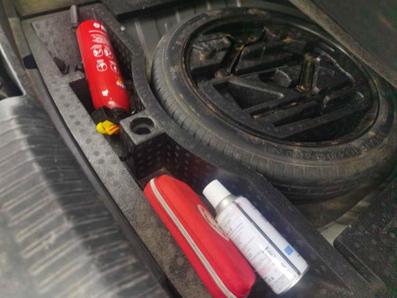 [义乌·苏G] 二手荣威荣威i62018款 20T 自动旗舰版