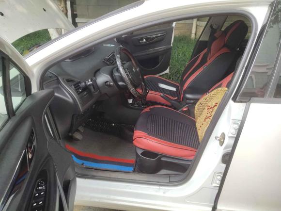 [杭州·陕A] 二手雪铁龙世嘉2016款 经典 三厢 1.6L 手动CNG