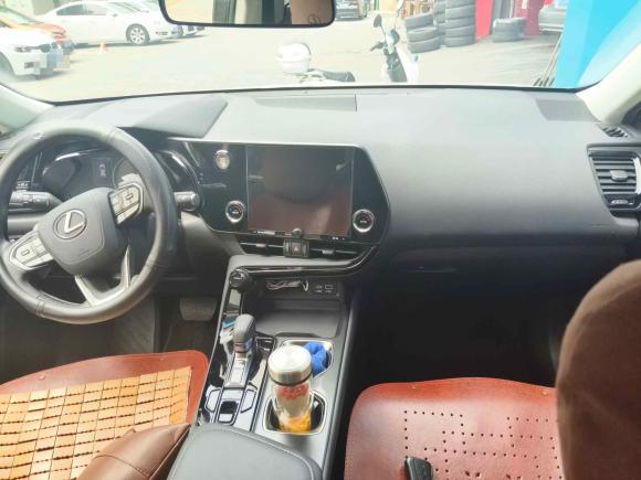 [上海·沪F] 二手雷克萨斯雷克萨斯NX2022款 260 前驱 创驰版