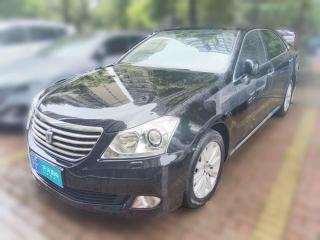 丰田皇冠2010款 2.5L Royal 真皮天窗版