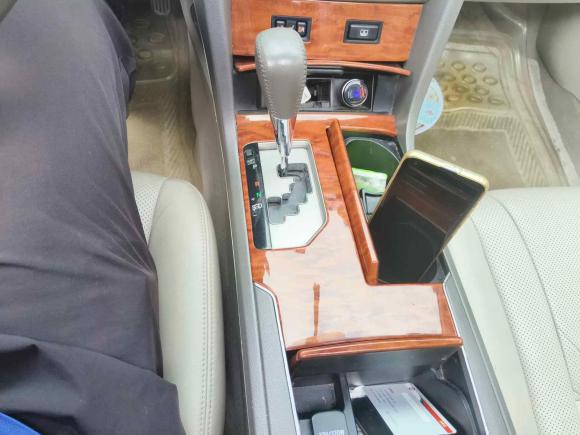 [苏州·苏E] 二手丰田凯美瑞2007款 240V NAVI至尊导航版