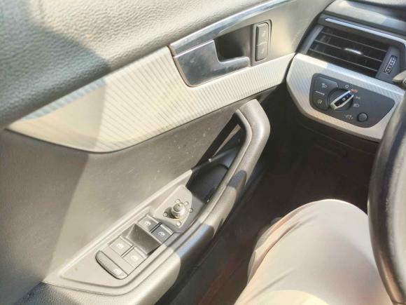 [湖州·浙E] 二手奥迪奥迪A4L2017款 40 TFSI 时尚型