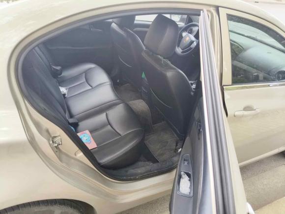 [上海·皖P] 二手荣威荣威3502014款 1.5L 自动迅达版