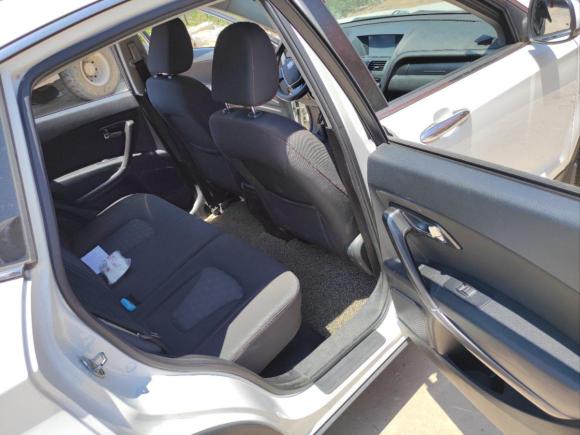 [温州·浙C] 二手一汽奔腾X802016款 2.0L 自动舒适型