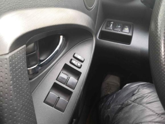 [西安·陕A] 二手丰田RAV4荣放2011款 2.4L 自动四驱至臻版