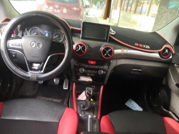 [无锡·皖C] 二手北京汽车绅宝X252015款 1.5L 手动精英型