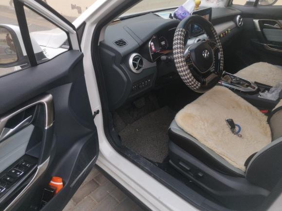 [北京·京A] 二手北京汽车北京EU52018款 R550 智潮版