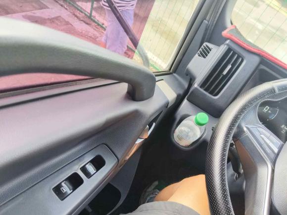 [南通·苏F] 二手五十铃瑞迈2020款 2.8T经典两驱柴油国VI舒享型标轴版JE493ZLQ6E