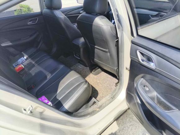 [武汉·鄂A] 二手荣威荣威i52020款 1.5L 自动4G互联领豪旗舰版