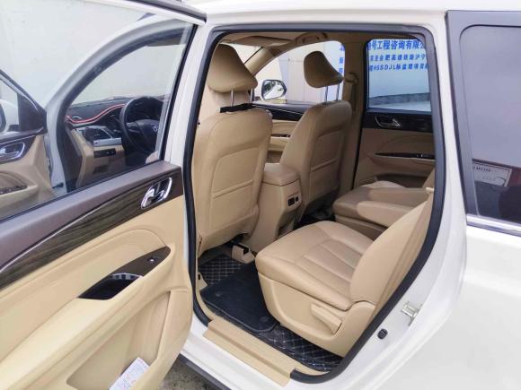 [南通·苏F] 二手宝骏宝骏7302016款 1.5L 手动舒适型 7座 国V