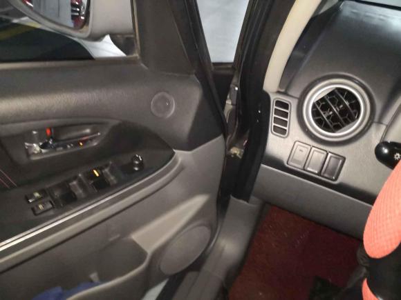 [上海·苏E] 二手铃木天语 SX42009款 两厢 1.6L 自动运动型