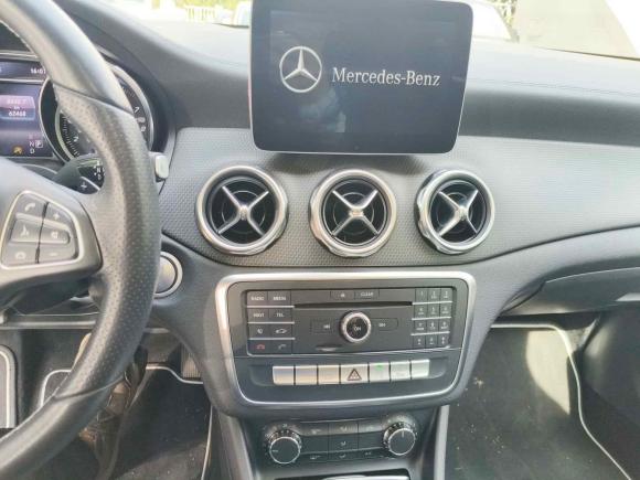 [北京·京N] 二手奔驰奔驰GLA2017款 GLA 200 时尚型