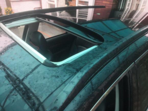 [佛山·粤E] 二手斯巴鲁傲虎2011款 2.5i豪华版