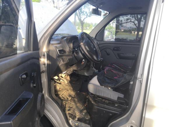 [宁波·赣E] 二手长安跨越跨越王X12018款 1.2L标准型双排后单轮短货箱LJ469Q-AEB