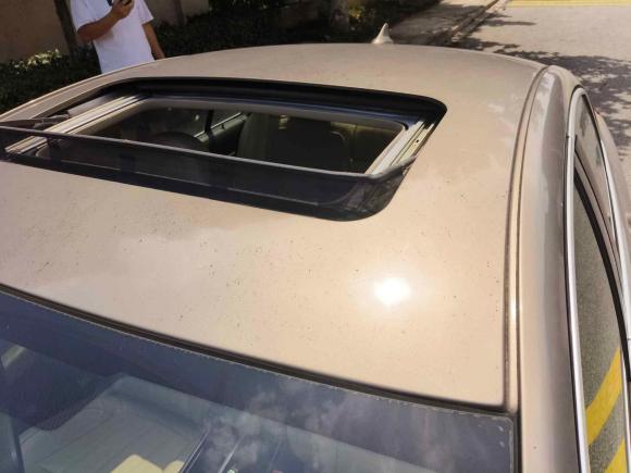 [无锡·苏B] 二手别克君威2012款 2.0L 豪华版