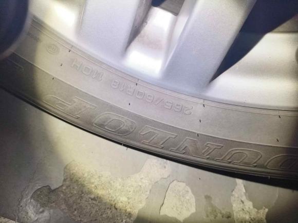 [上海·沪N] 二手丰田普拉多2010款 4.0L 自动VX NAVI