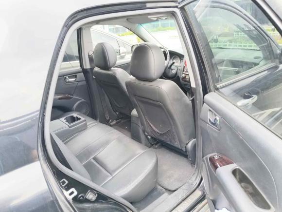 [无锡·苏B] 二手起亚狮跑2012款 2.0L 手动两驱版GLS