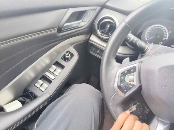 [杭州·浙A] 二手魏牌魏牌 VV62018款 2.0T 两驱旗舰型 国V