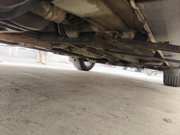 [无锡·苏B] 二手一汽森雅R72017款 1.6L 自动智能型