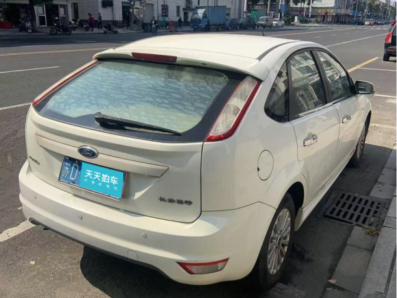 [常州·苏D] 二手福特福克斯2013款 两厢经典 1.8L 手动时尚型