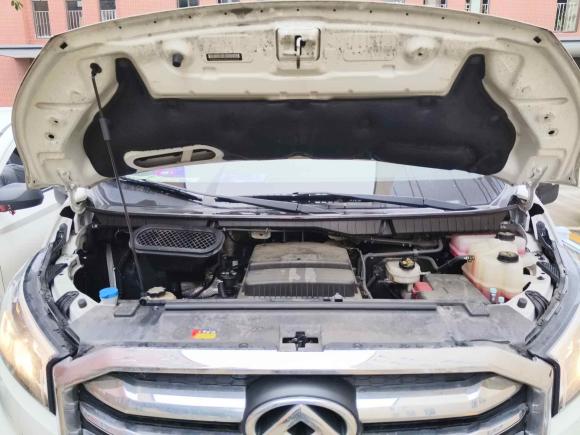 [成都·川G] 二手上汽大通MAXUS新途V902022款 2.0T AMT运杰前驱短轴中顶后单胎6座