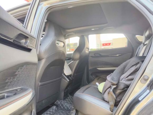 [武汉·鄂A] 二手长安长安UNI-V2023款 1.5T 尊贵型