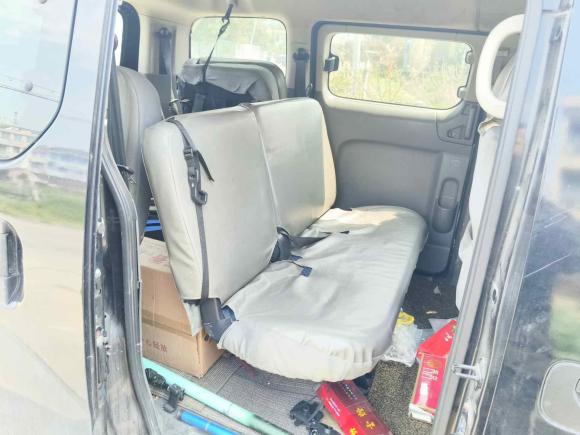 [台州·浙J] 二手日产日产NV2002010款 1.6L 豪华型