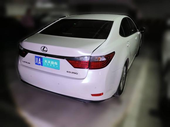 [成都·川A] 二手雷克萨斯雷克萨斯ES2013款 250 典雅版