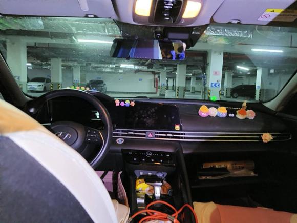 [宁波·浙B] 二手现代伊兰特2021款 1.5L CVT LUX尊贵版