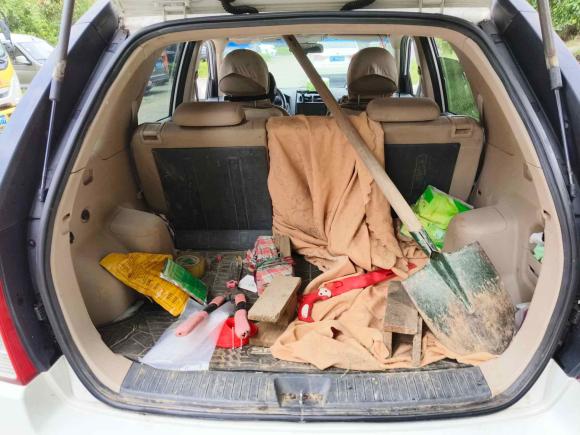 [南通·苏F] 二手起亚狮跑2013款 2.0L 手动两驱版GL