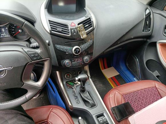 [无锡·苏B] 二手海马海马S52015款 1.5T CVT旗舰型