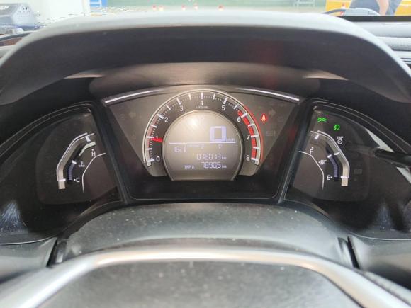 [西安·湘C] 二手本田思域2016款 180TURBO CVT舒适版