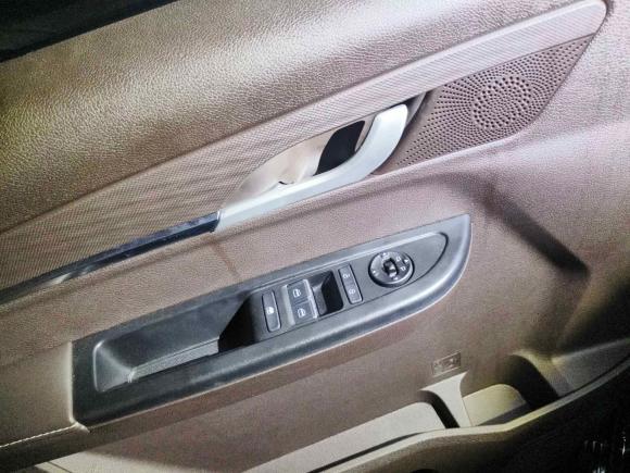 [苏州·苏U] 二手BAW北汽制造锐胜王牌M72023款 2.0L 自动长轴商务型 9座